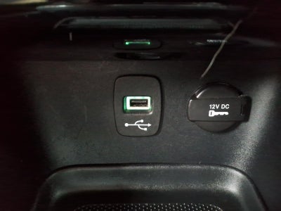 2013 Chrysler 200 Limited