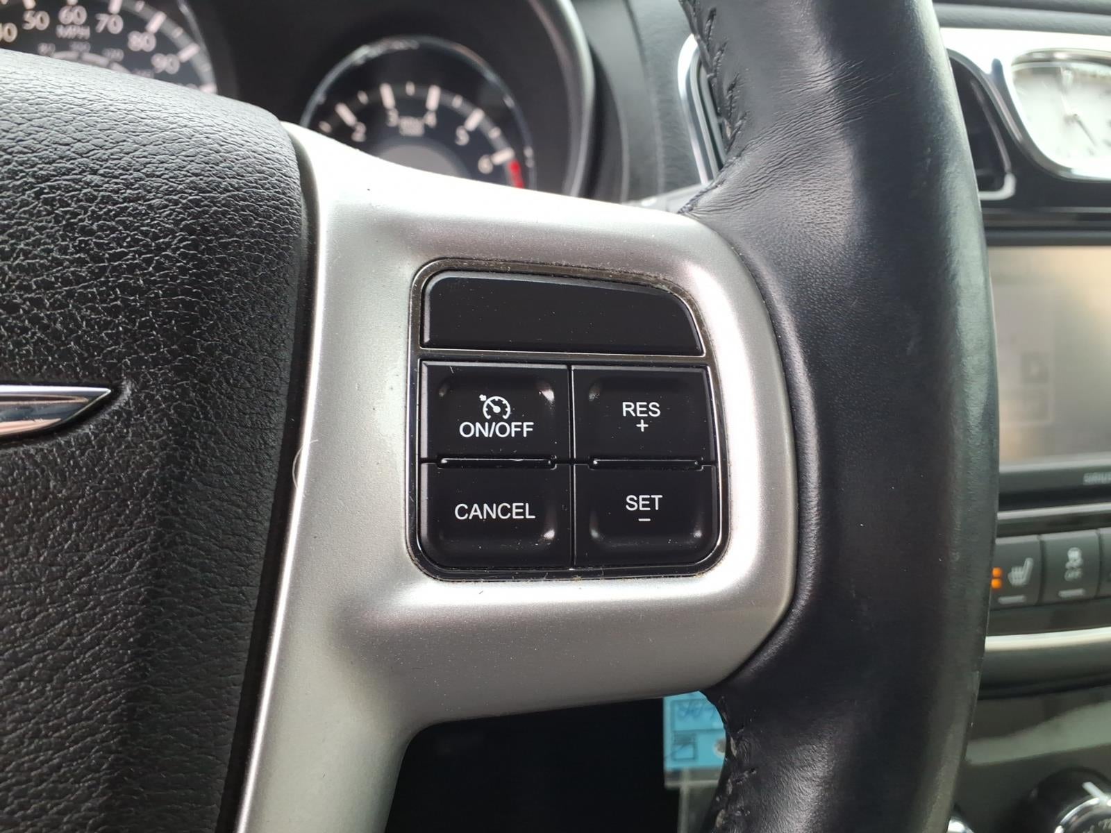 2013 Chrysler 200 Limited