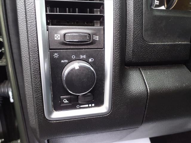 2021 RAM 1500 Classic Warlock Quad Cab 4x4 6'4' Box