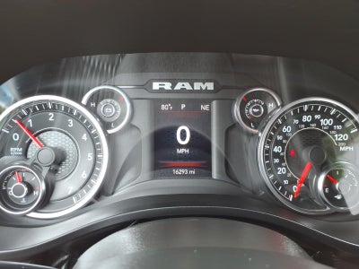 2023 RAM 1500 Big Horn Quad Cab 4x4 6'4' Box