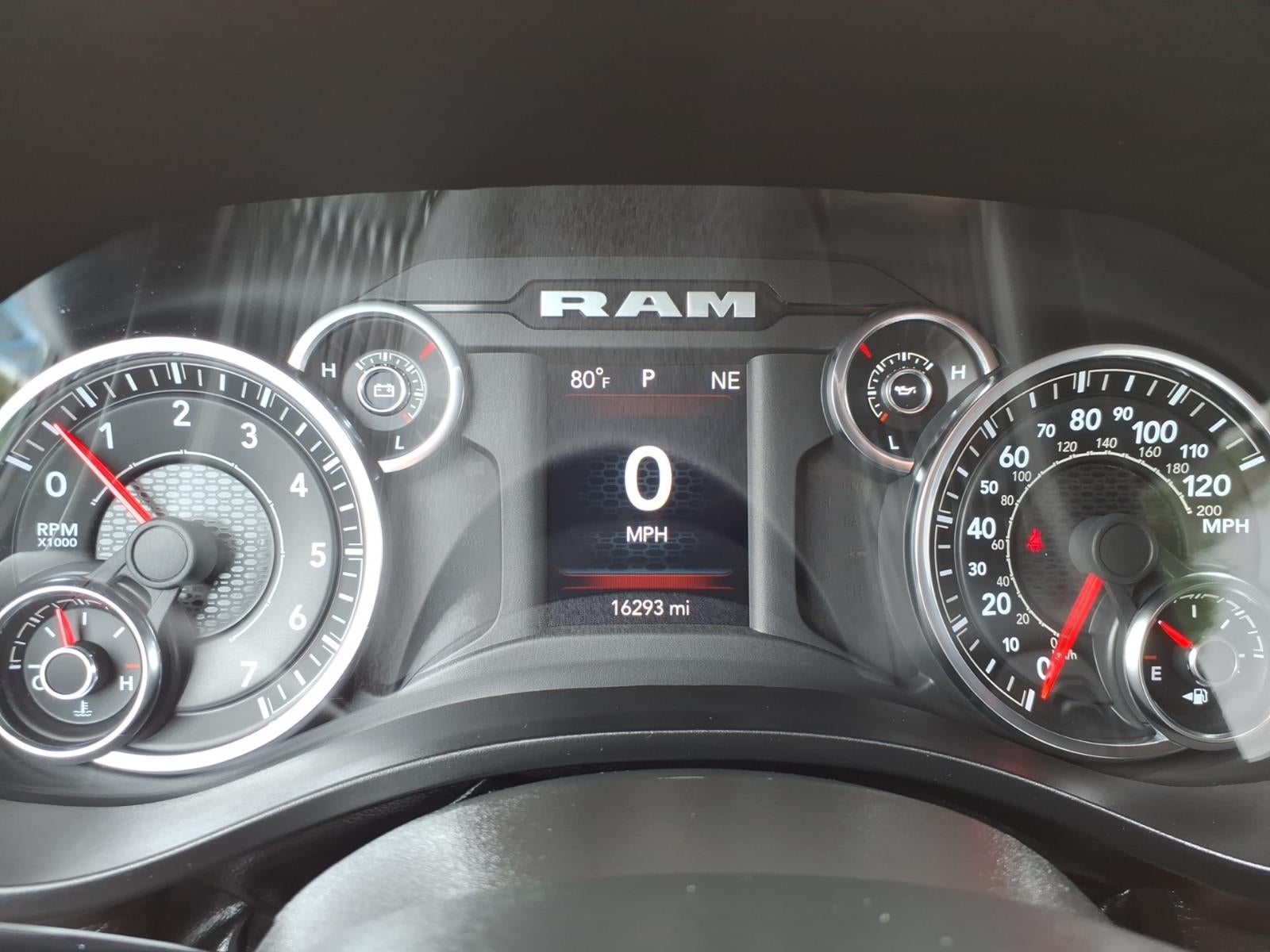 2023 RAM 1500 Big Horn Quad Cab 4x4 6'4' Box