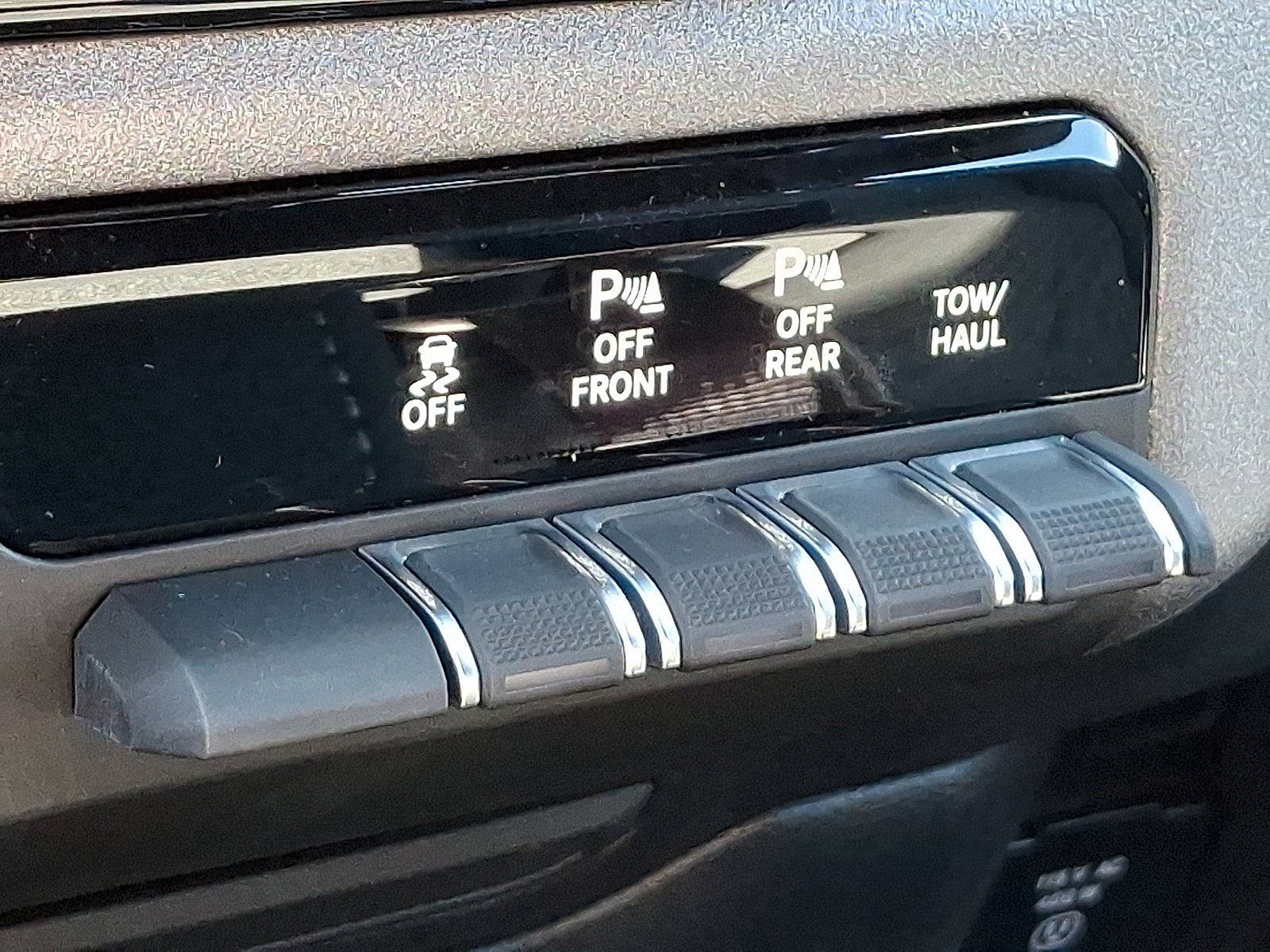 2026 RAM 1500 RAM 1500 WARLOCK CREW CAB 4X4 5'7' BOX