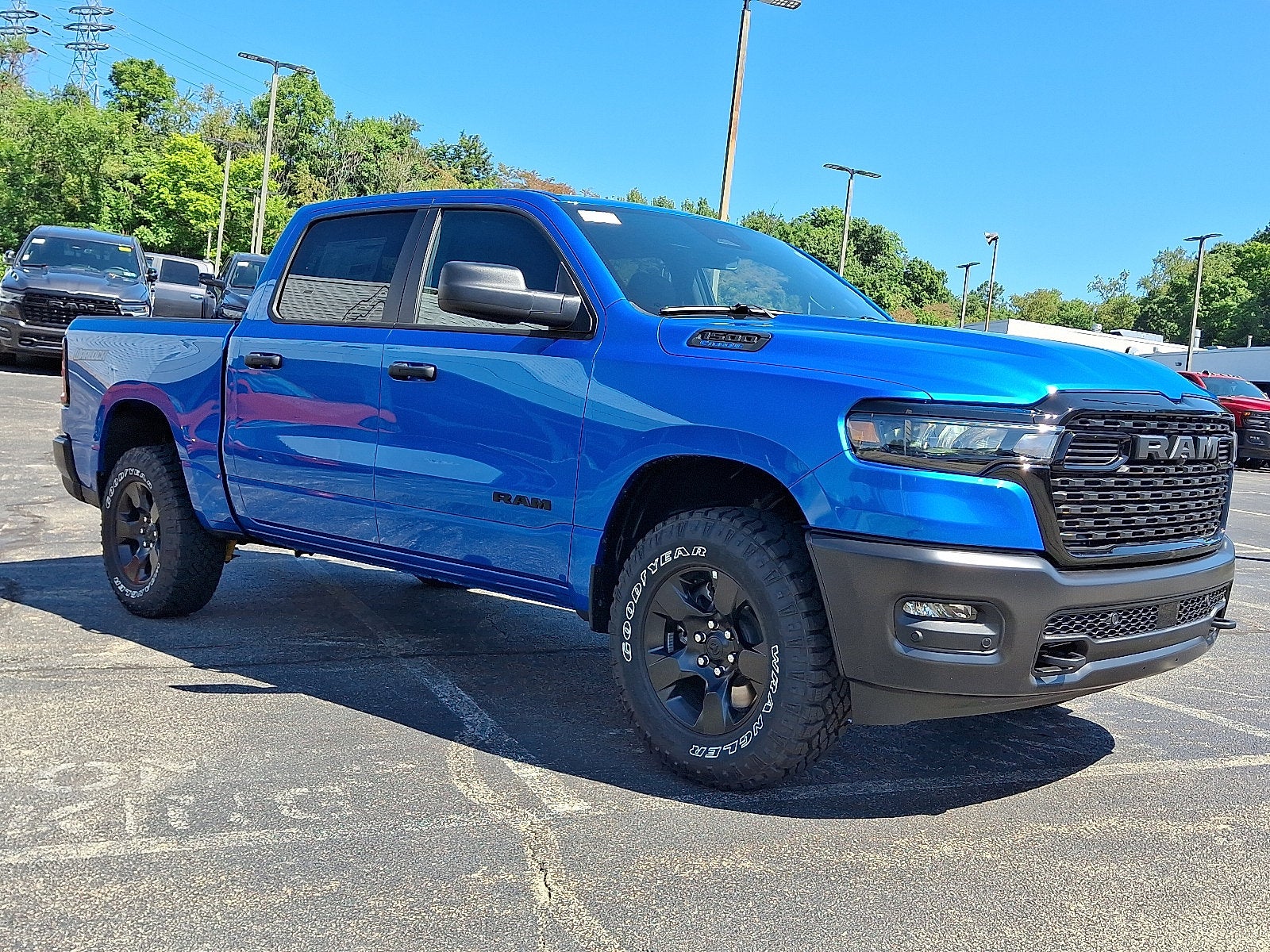 2026 RAM 1500 RAM 1500 WARLOCK CREW CAB 4X4 5'7' BOX