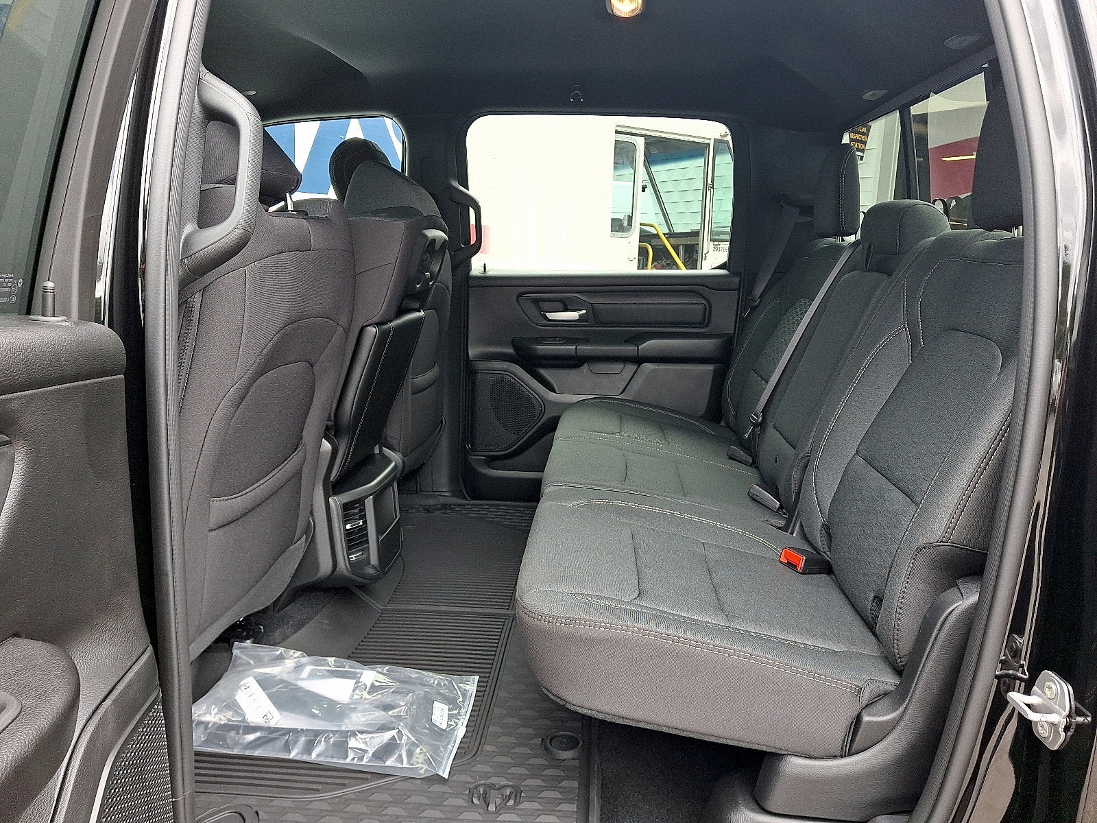 2026 RAM 1500 RAM 1500 WARLOCK CREW CAB 4X4 5'7' BOX