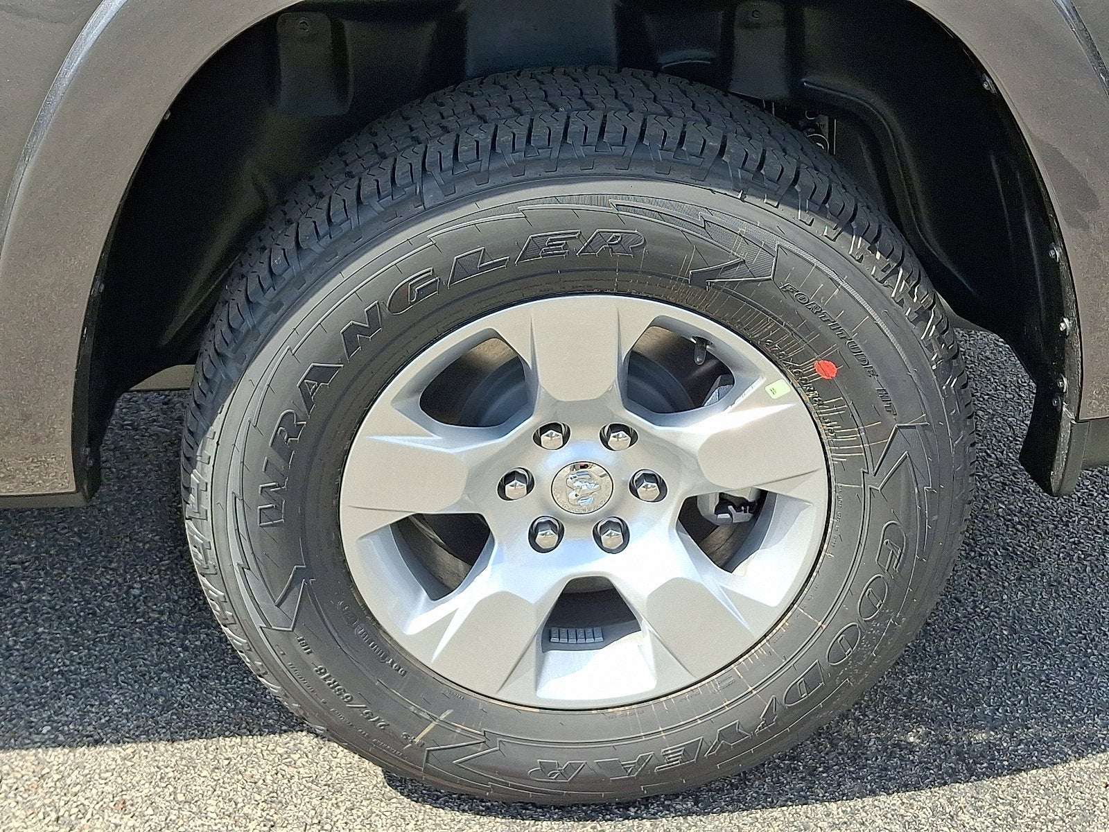 2027 RAM 1500 RAM 1500 BIG HORN CREW CAB 4X4 5'7' BOX