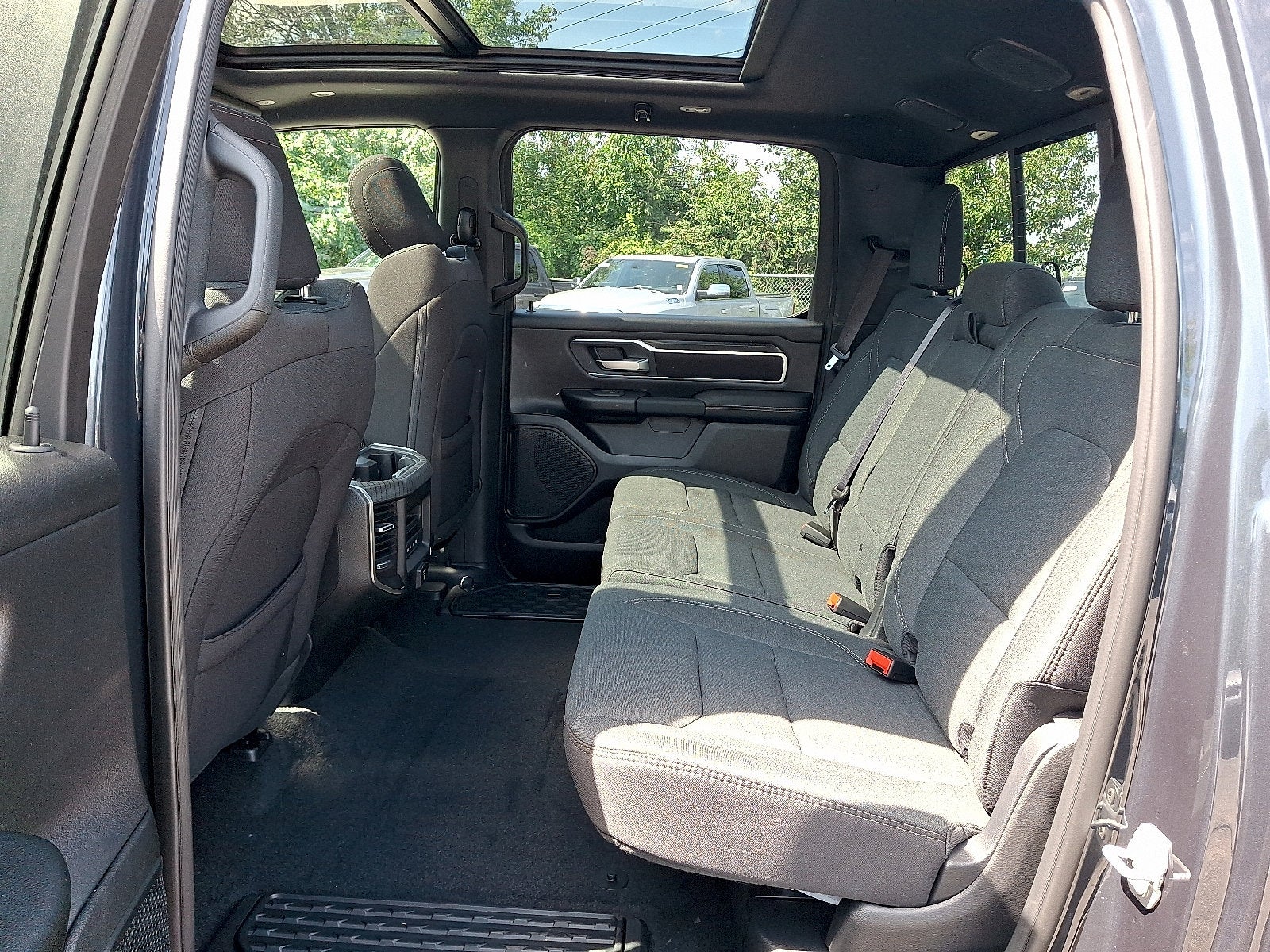 2027 RAM 1500 RAM 1500 BIG HORN CREW CAB 4X4 5'7' BOX