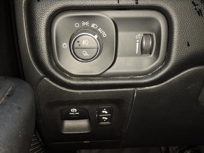 2021 RAM 1500 Big Horn Crew Cab 4x4 5'7' Box