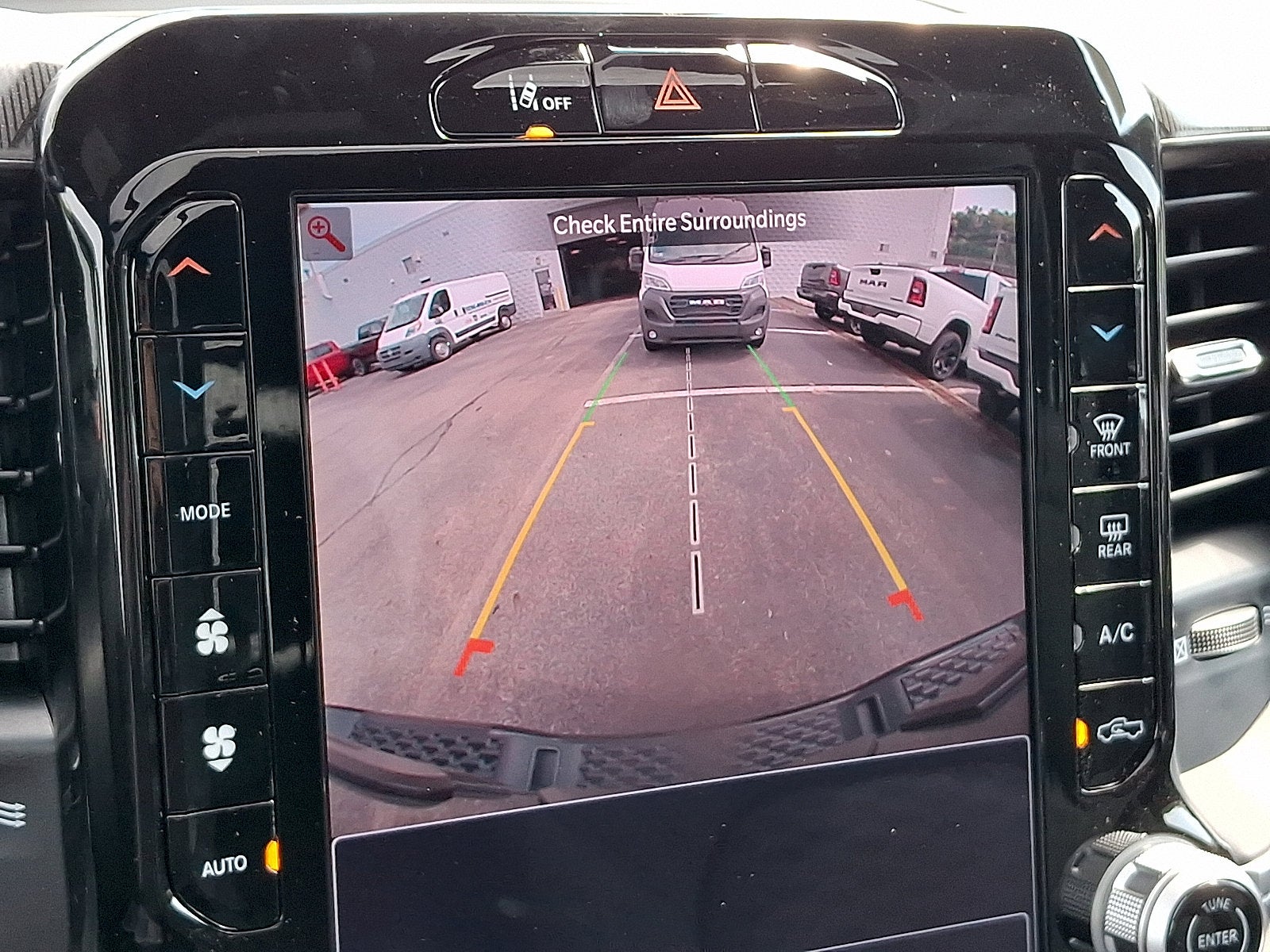 2027 RAM 1500 RAM 1500 BIG HORN CREW CAB 4X4 5'7' BOX