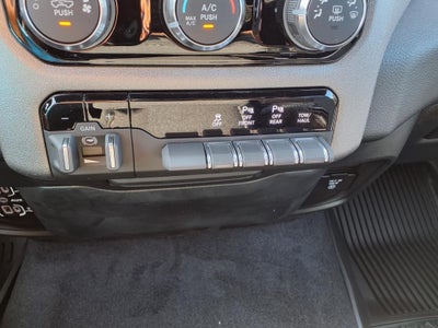 2026 RAM 1500 RAM 1500 WARLOCK CREW CAB 4X4 5'7' BOX