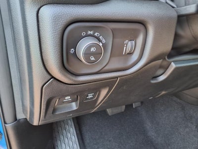 2026 RAM 1500 RAM 1500 WARLOCK CREW CAB 4X4 5'7' BOX