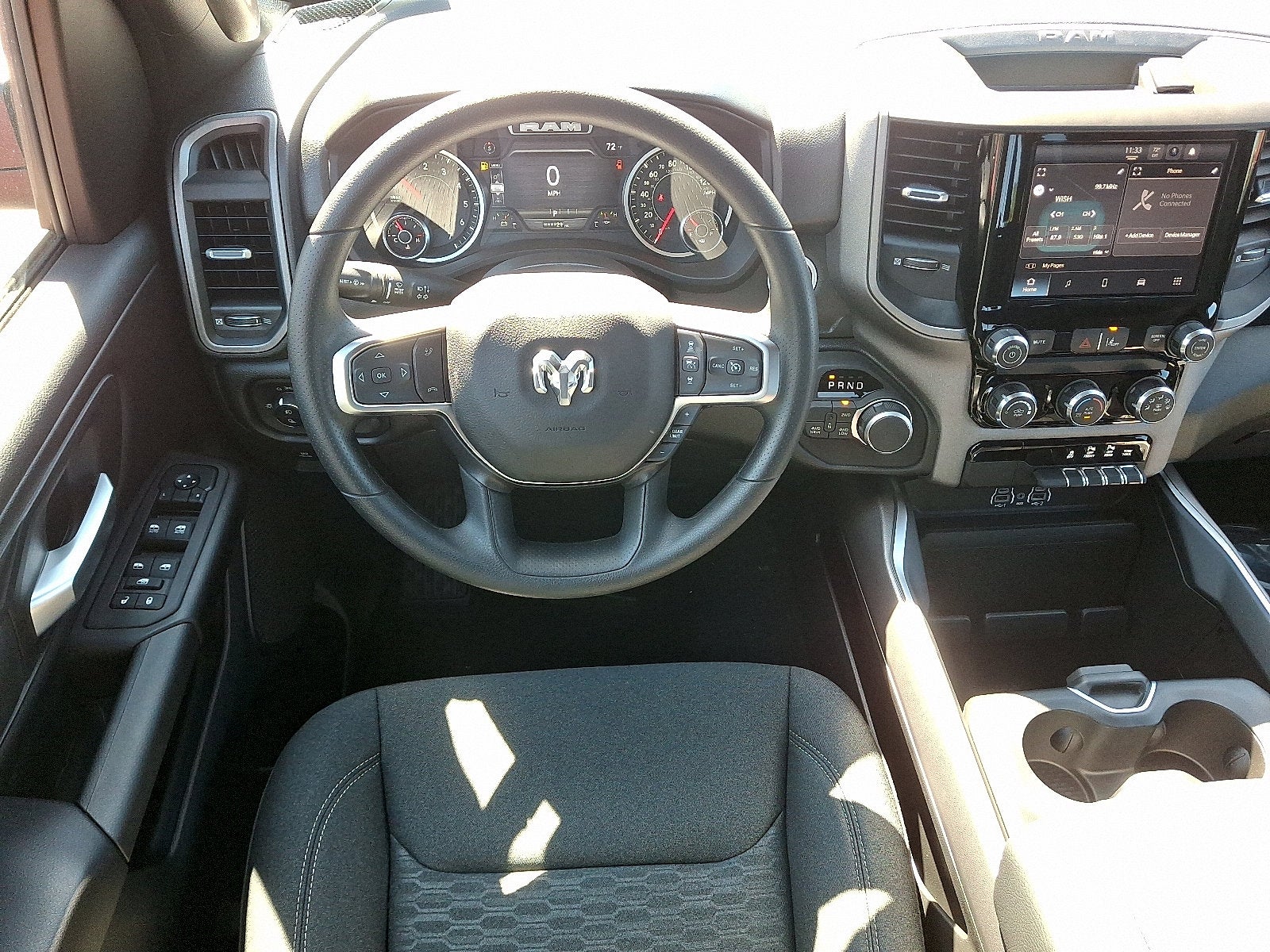 2027 RAM 1500 RAM 1500 EXPRESS CREW CAB 4X4 5'7' BOX