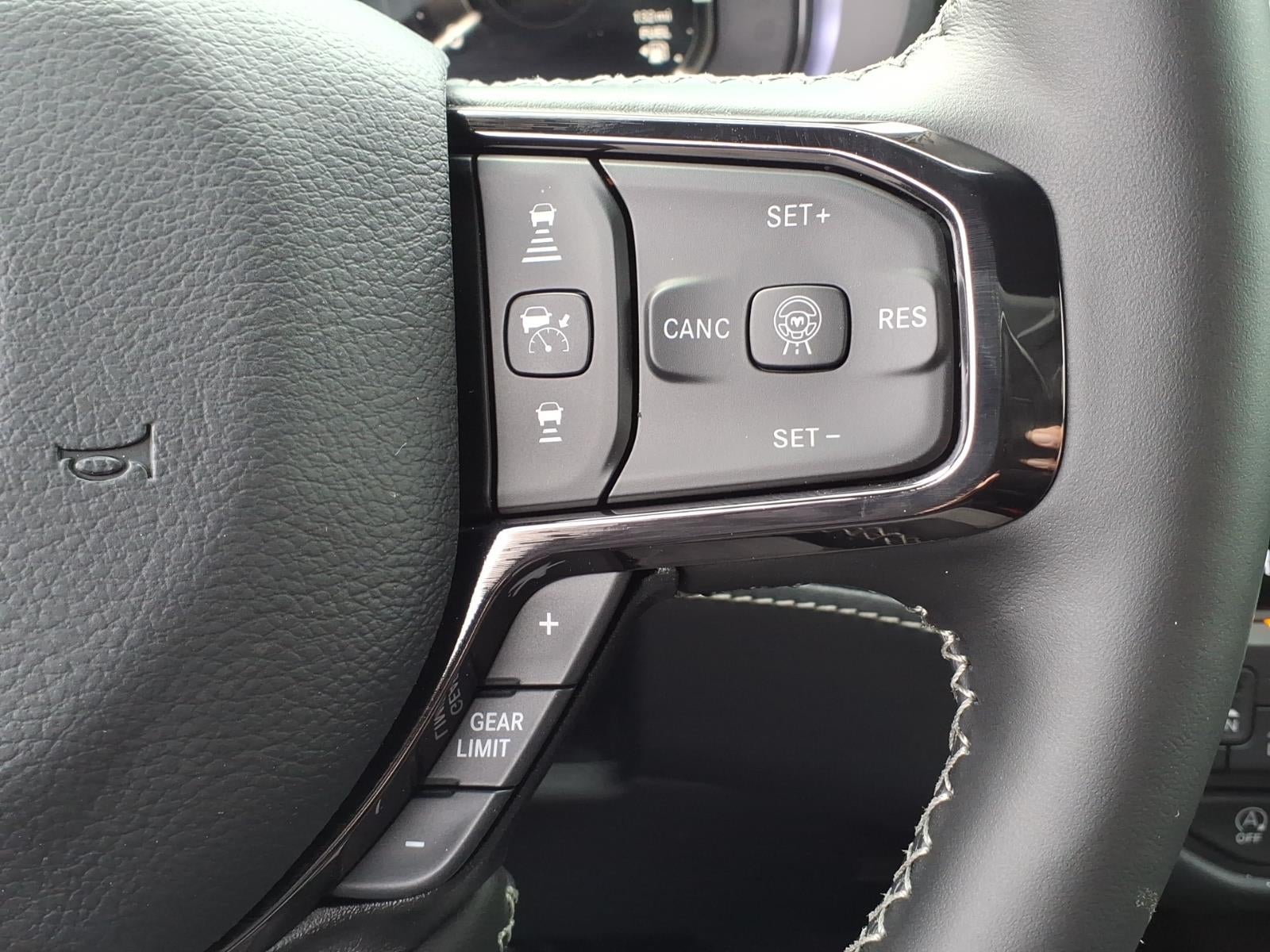 2026 RAM 1500 RAM 1500 LIMITED CREW CAB 4X4 5'7' BOX