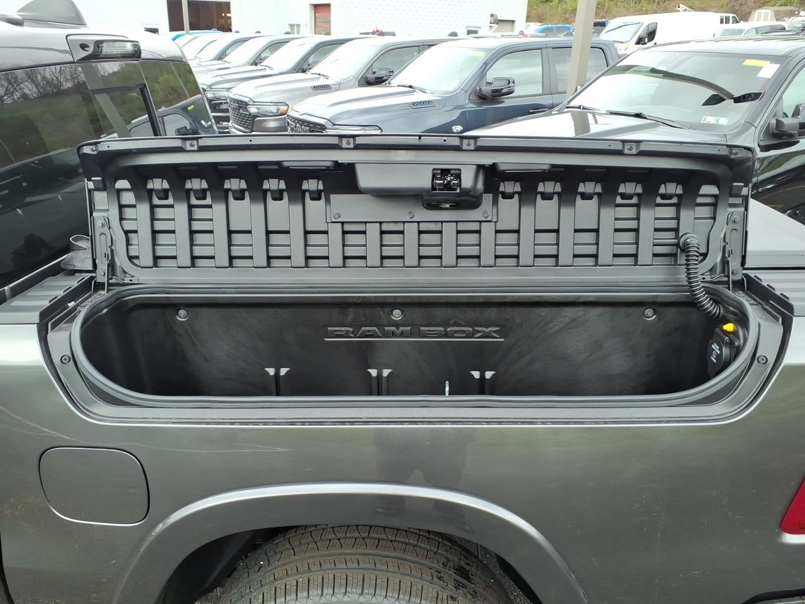 2026 RAM 1500 RAM 1500 LIMITED CREW CAB 4X4 5'7' BOX