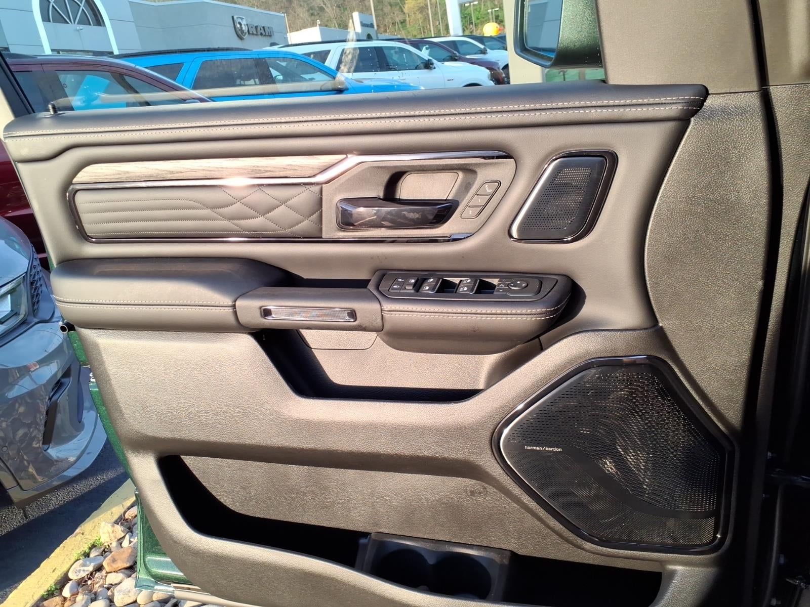 2026 RAM 1500 RAM 1500 LIMITED CREW CAB 4X4 5'7' BOX