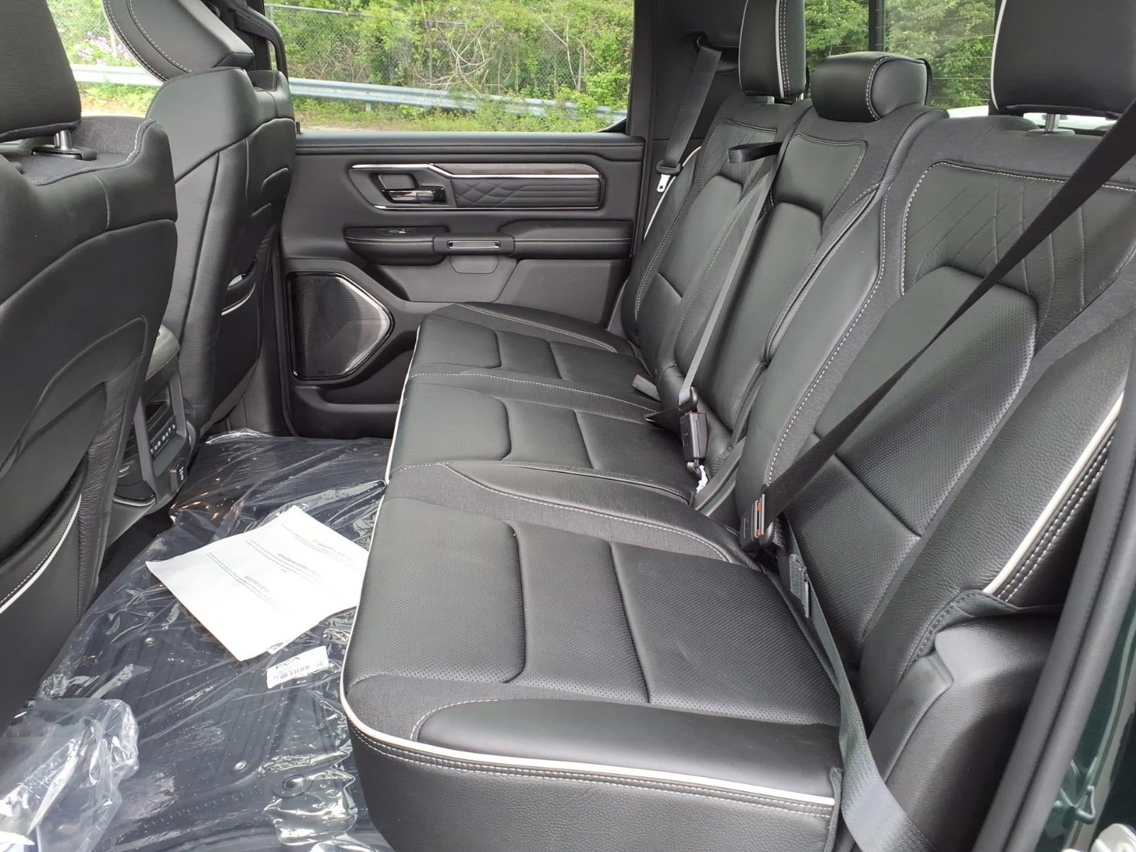 2026 RAM 1500 RAM 1500 LIMITED CREW CAB 4X4 5'7' BOX