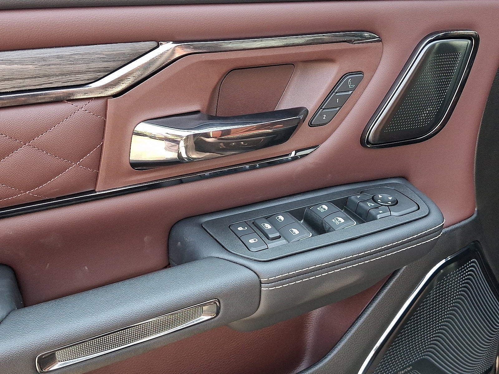2027 RAM 1500 RAM 1500 LIMITED CREW CAB 4X4 5'7' BOX