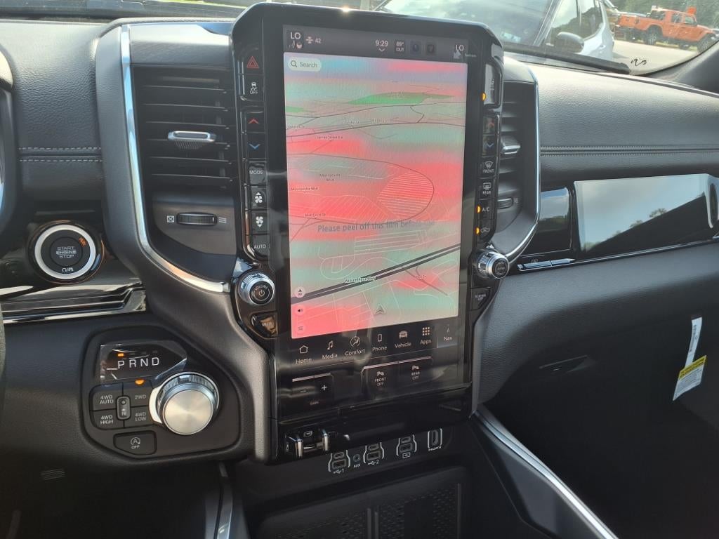 2026 RAM 1500 RAM 1500 LARAMIE CREW CAB 4X4 5'7' BOX