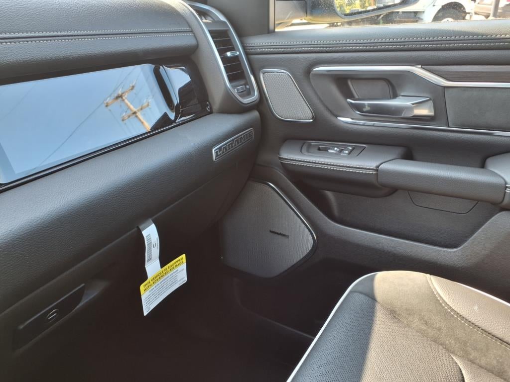 2026 RAM 1500 RAM 1500 LARAMIE CREW CAB 4X4 5'7' BOX