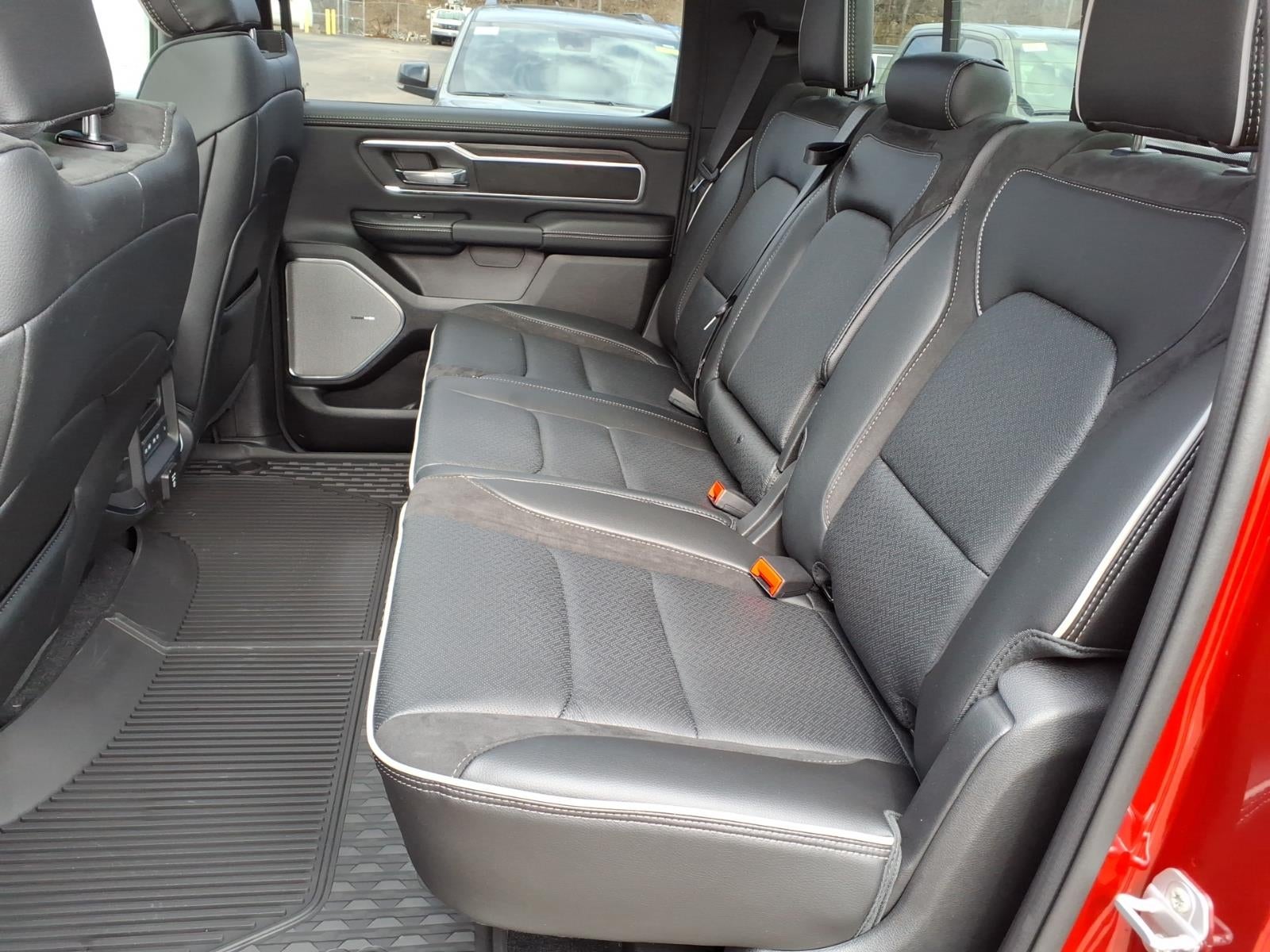 2026 RAM 1500 RAM 1500 LARAMIE CREW CAB 4X4 5'7' BOX