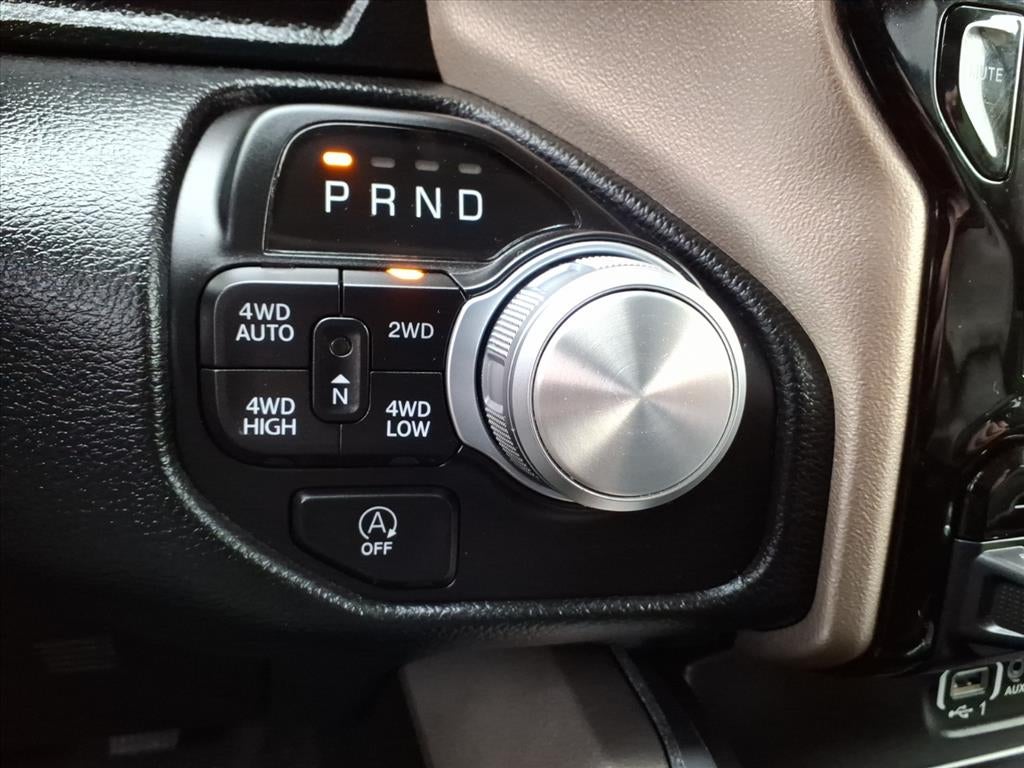 2022 RAM 1500 Laramie Crew Cab 4x4 5'7' Box