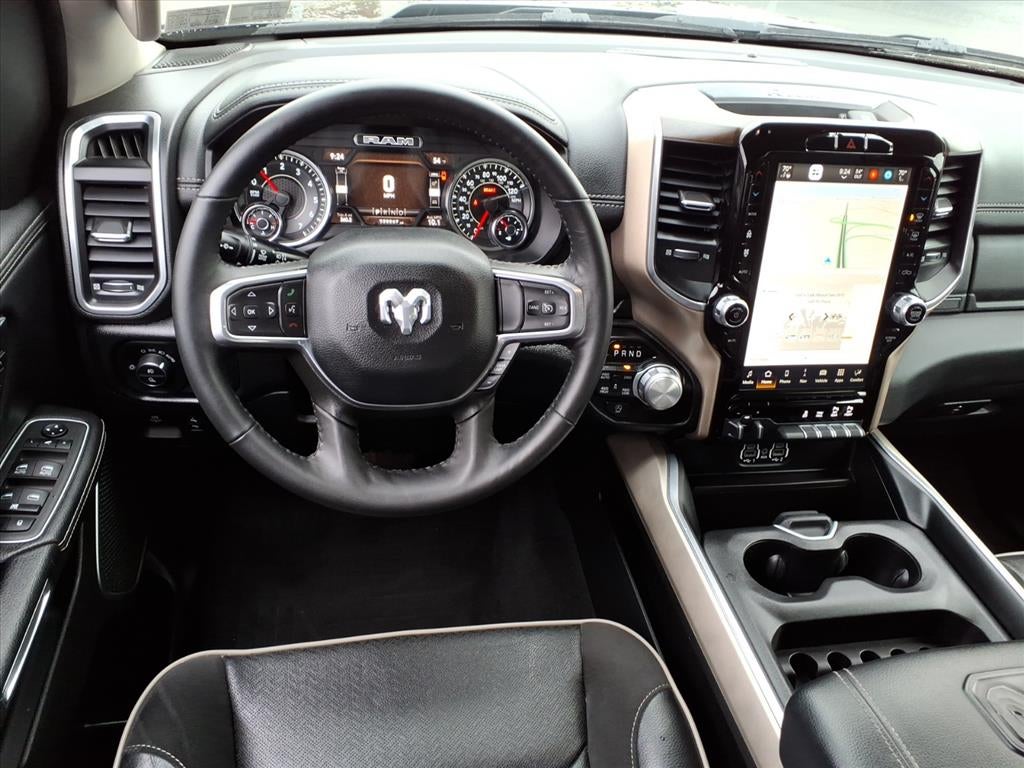 2022 RAM 1500 Laramie Crew Cab 4x4 5'7' Box