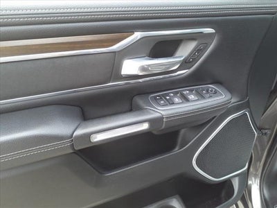 2021 RAM 1500 Laramie Crew Cab 4x4 5'7' Box