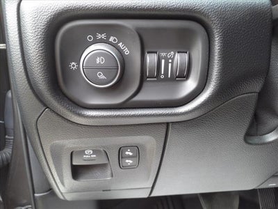 2021 RAM 1500 Laramie Crew Cab 4x4 5'7' Box