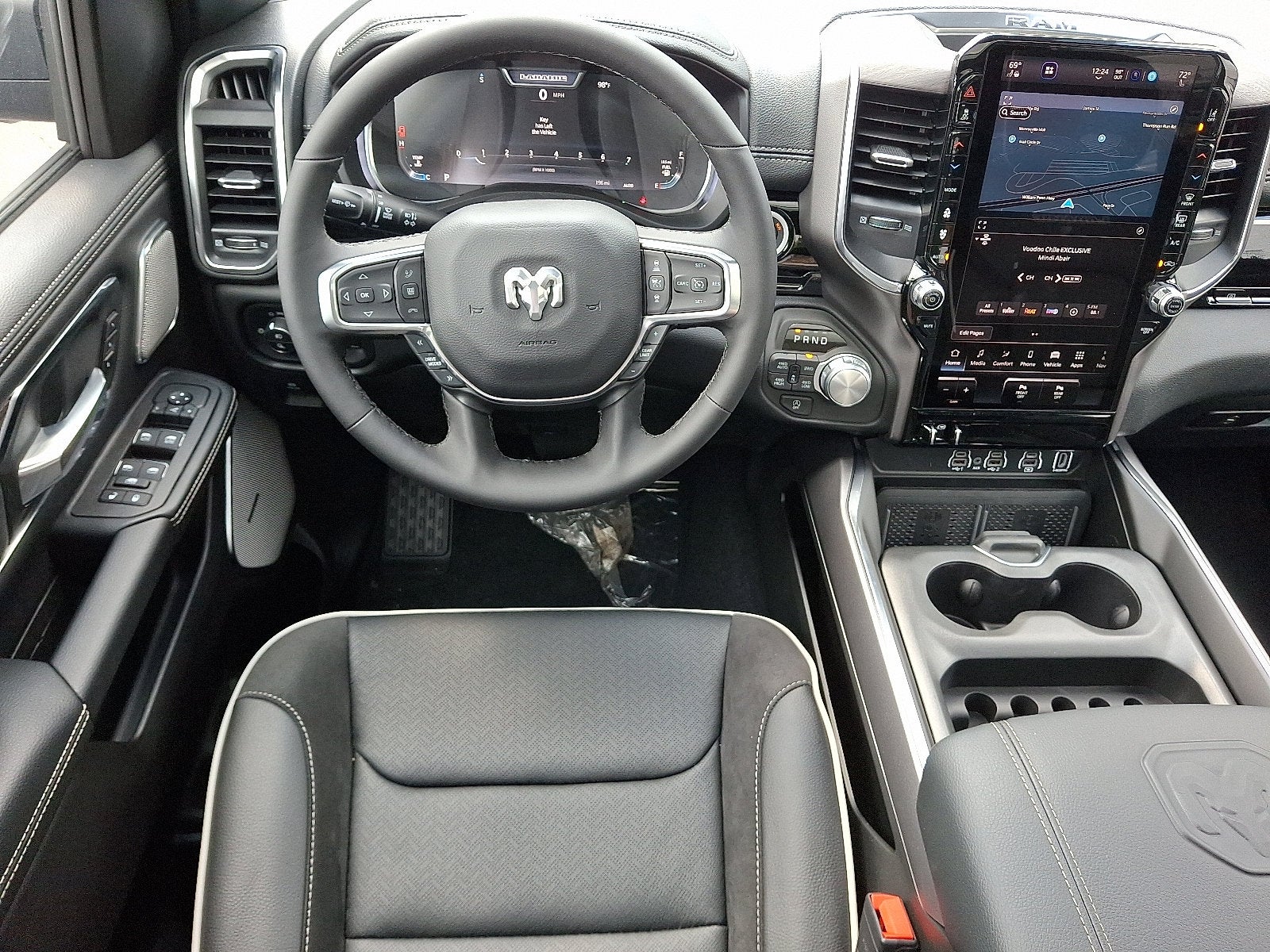 2026 RAM 1500 RAM 1500 LARAMIE CREW CAB 4X4 5'7' BOX