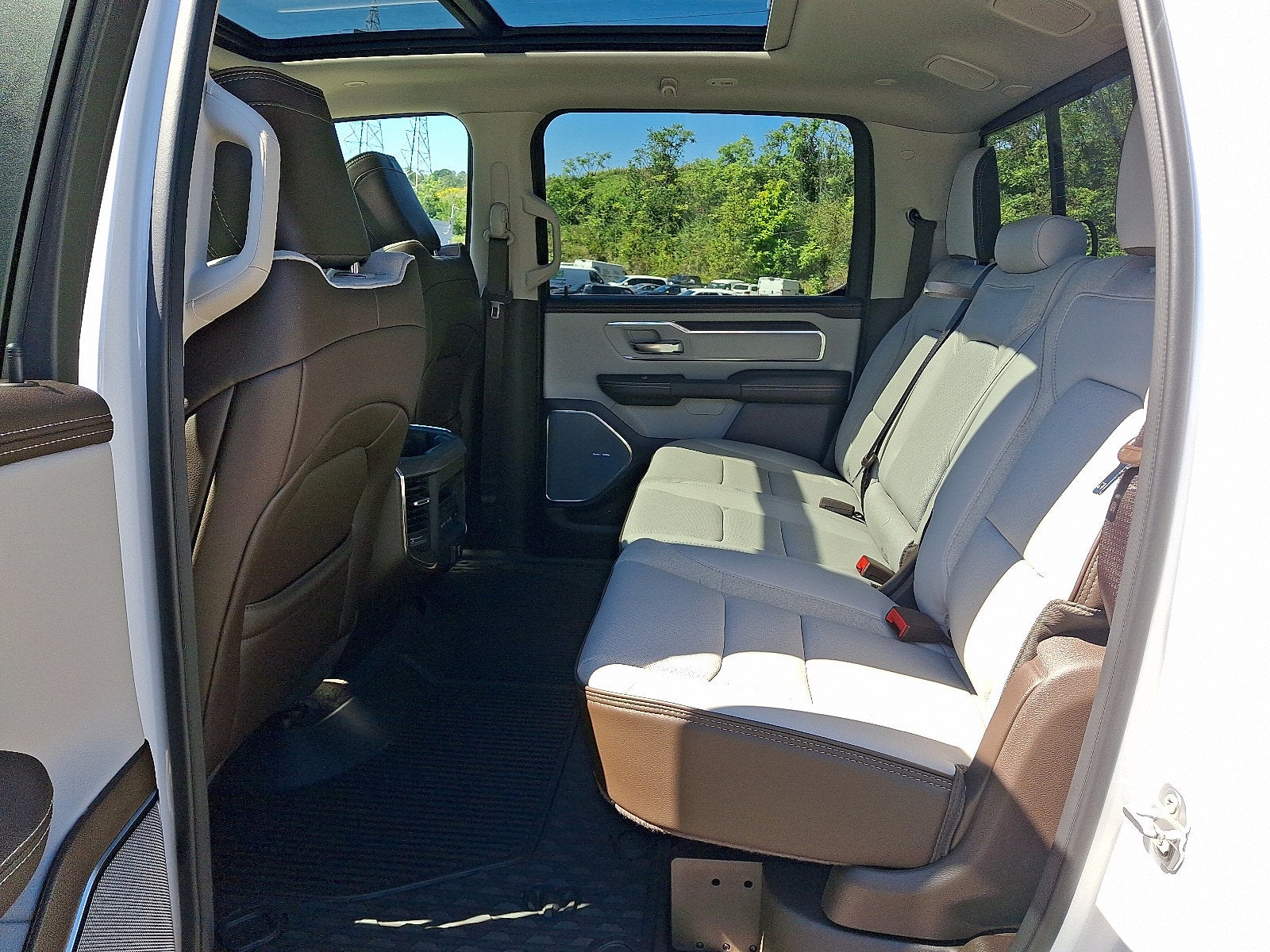 2027 RAM 1500 RAM 1500 LARAMIE CREW CAB 4X4 5'7' BOX