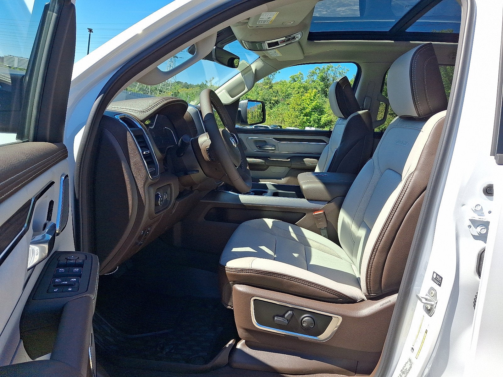 2027 RAM 1500 RAM 1500 LARAMIE CREW CAB 4X4 5'7' BOX