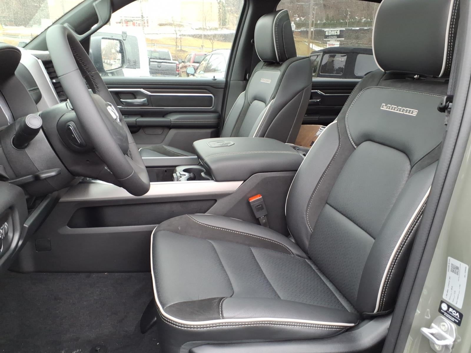 2026 RAM 1500 RAM 1500 LARAMIE CREW CAB 4X4 5'7' BOX