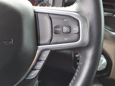 2022 RAM 1500 Laramie Crew Cab 4x4 5'7' Box