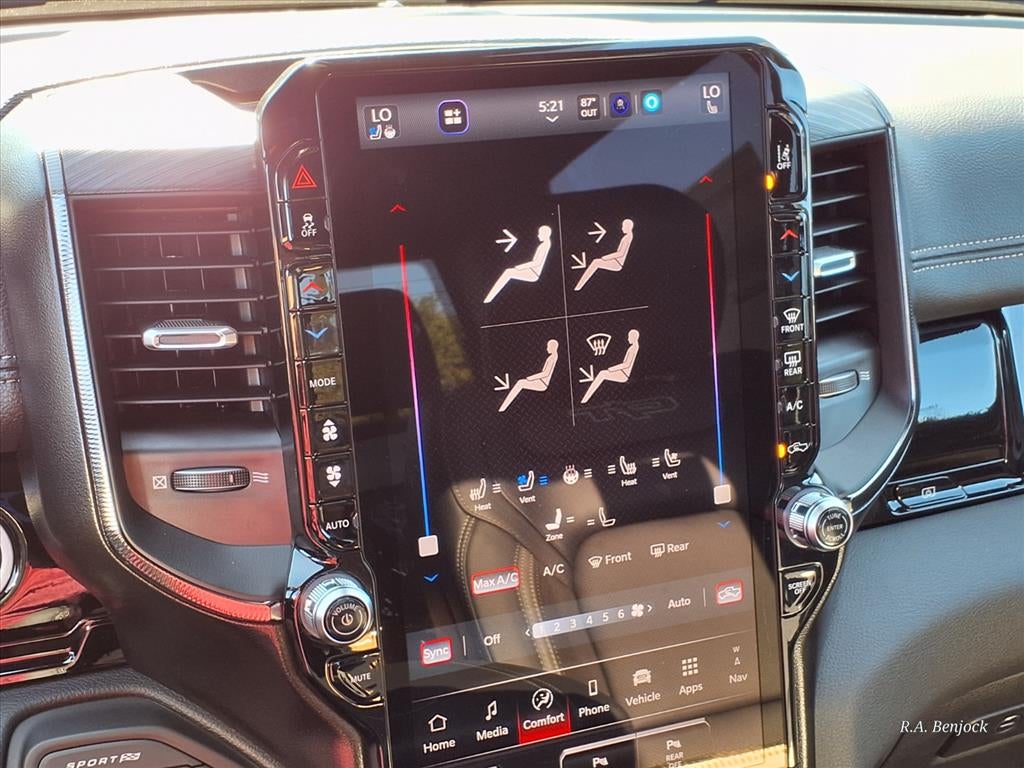 2026 RAM 1500 RAM 1500 REBEL CREW CAB 4X4 5'7' BOX