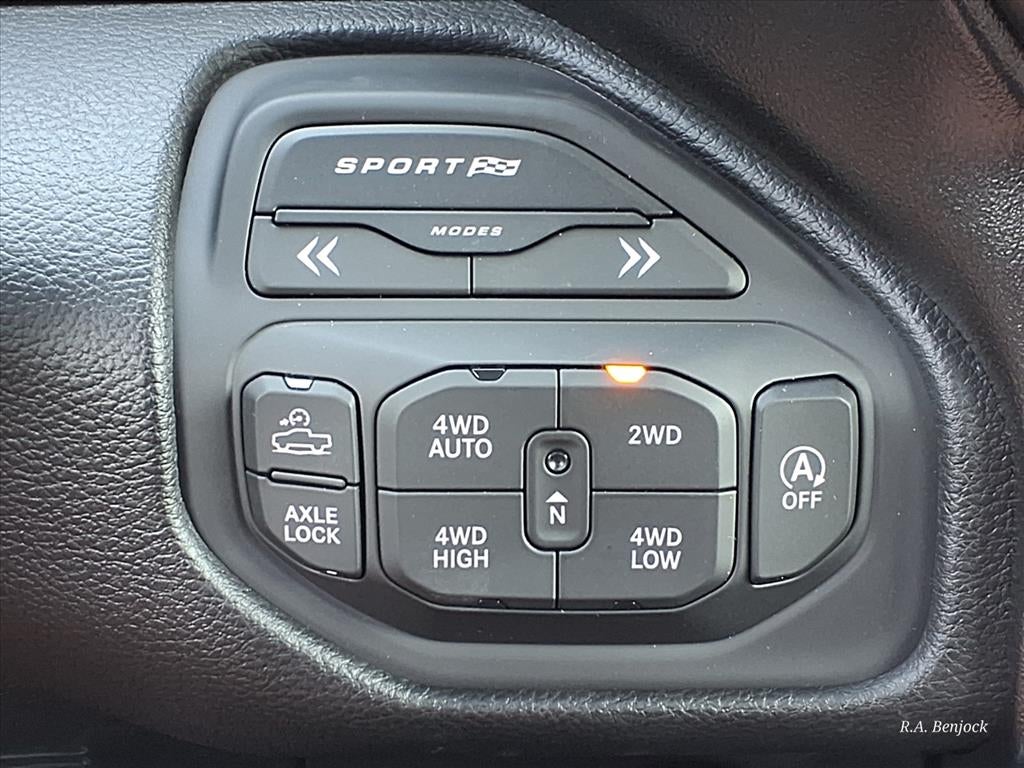 2026 RAM 1500 RAM 1500 REBEL CREW CAB 4X4 5'7' BOX