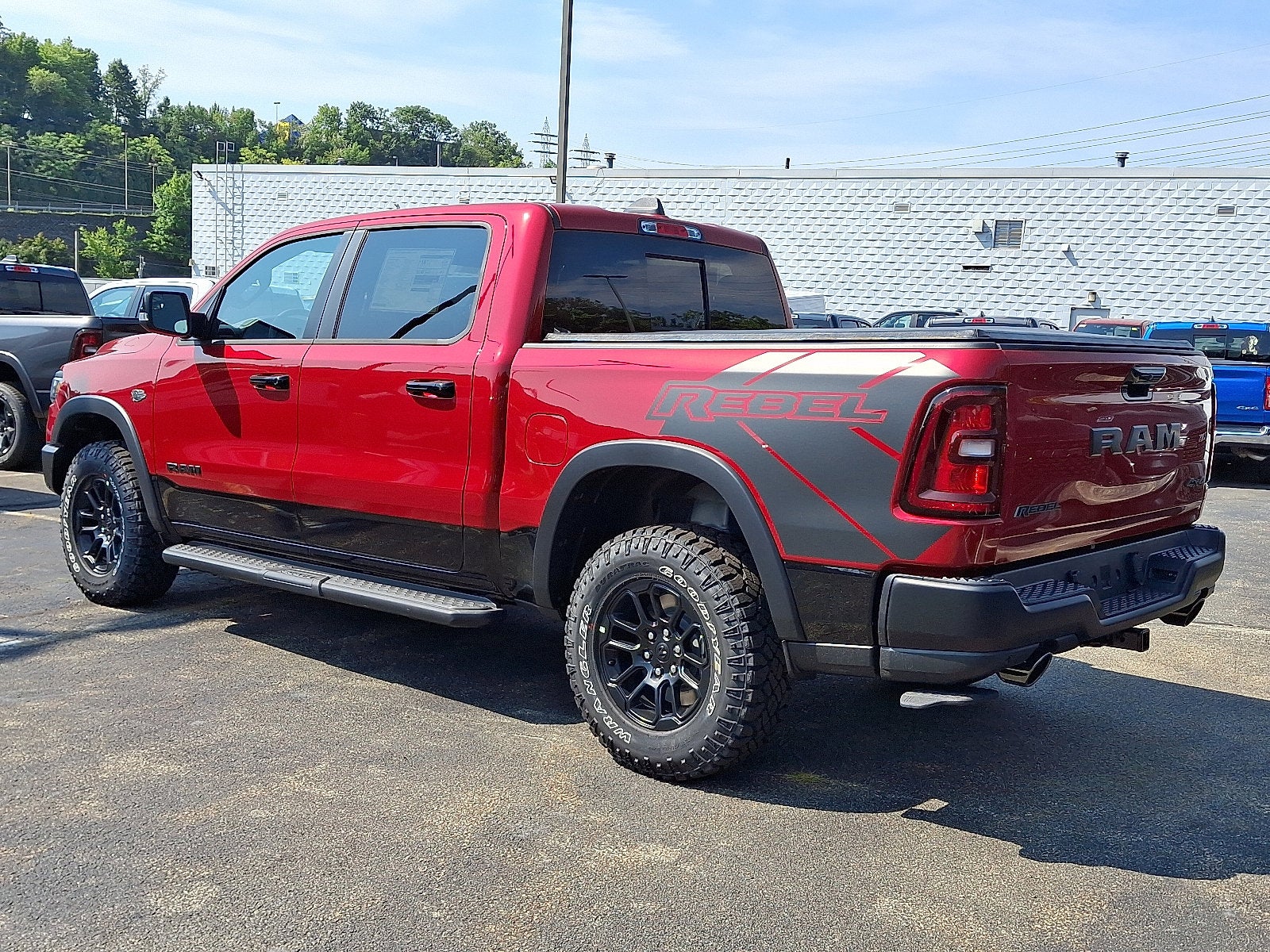2027 RAM 1500 RAM 1500 REBEL CREW CAB 4X4 5'7' BOX