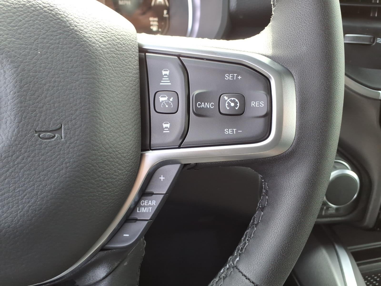 2026 RAM 1500 RAM 1500 BIG HORN CREW CAB 4X4 6'4' BOX