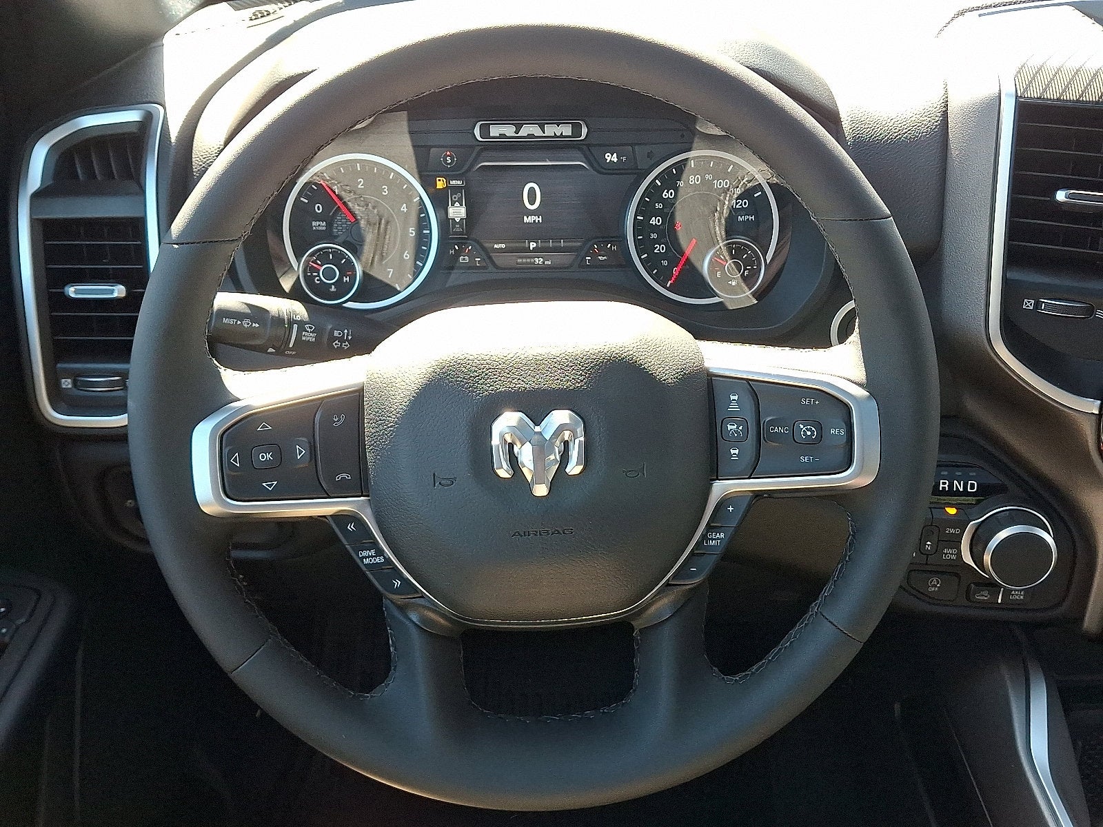 2026 RAM 1500 RAM 1500 BIG HORN CREW CAB 4X4 6'4' BOX