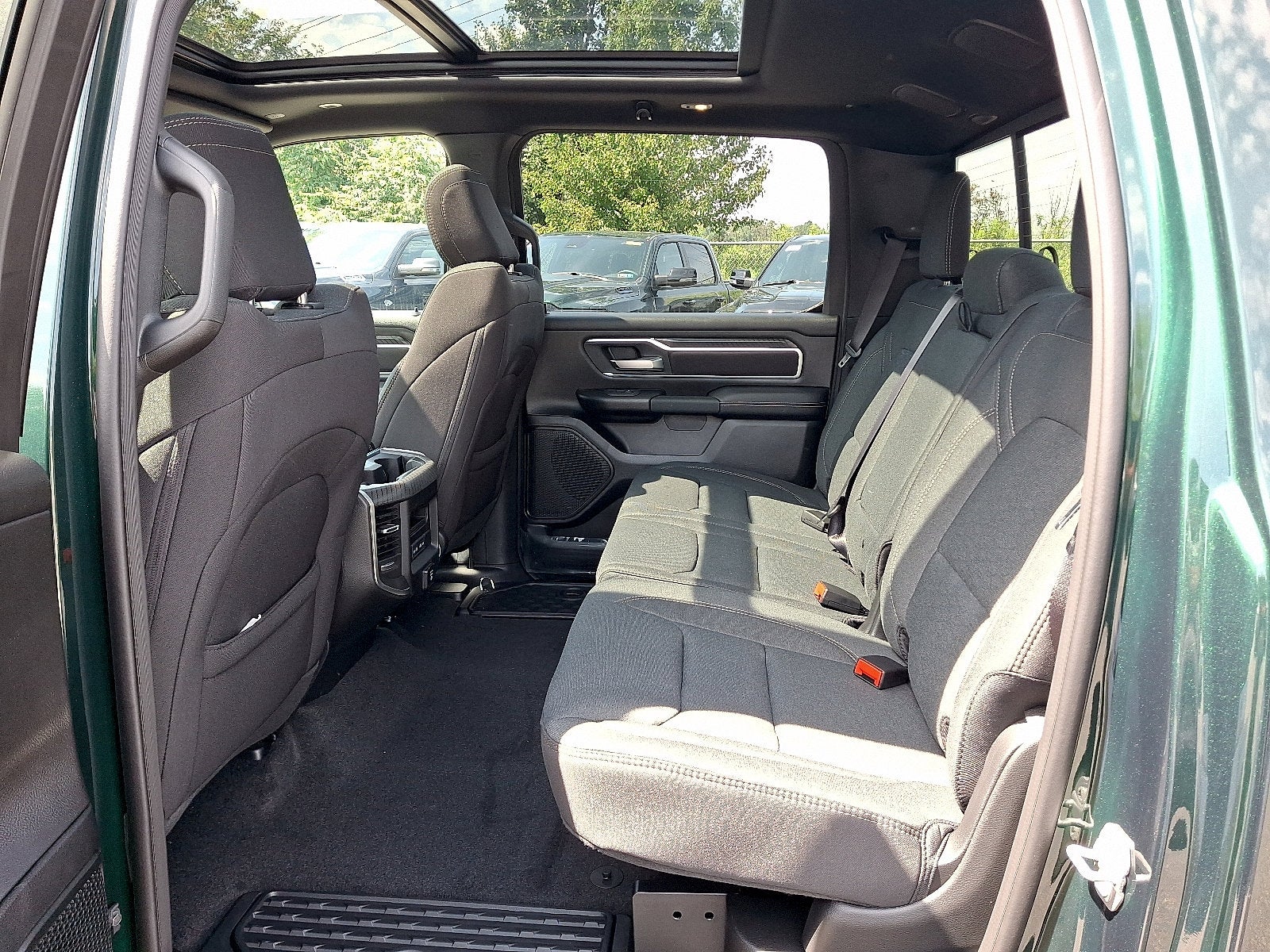 2027 RAM 1500 RAM 1500 BIG HORN CREW CAB 4X4 6'4' BOX