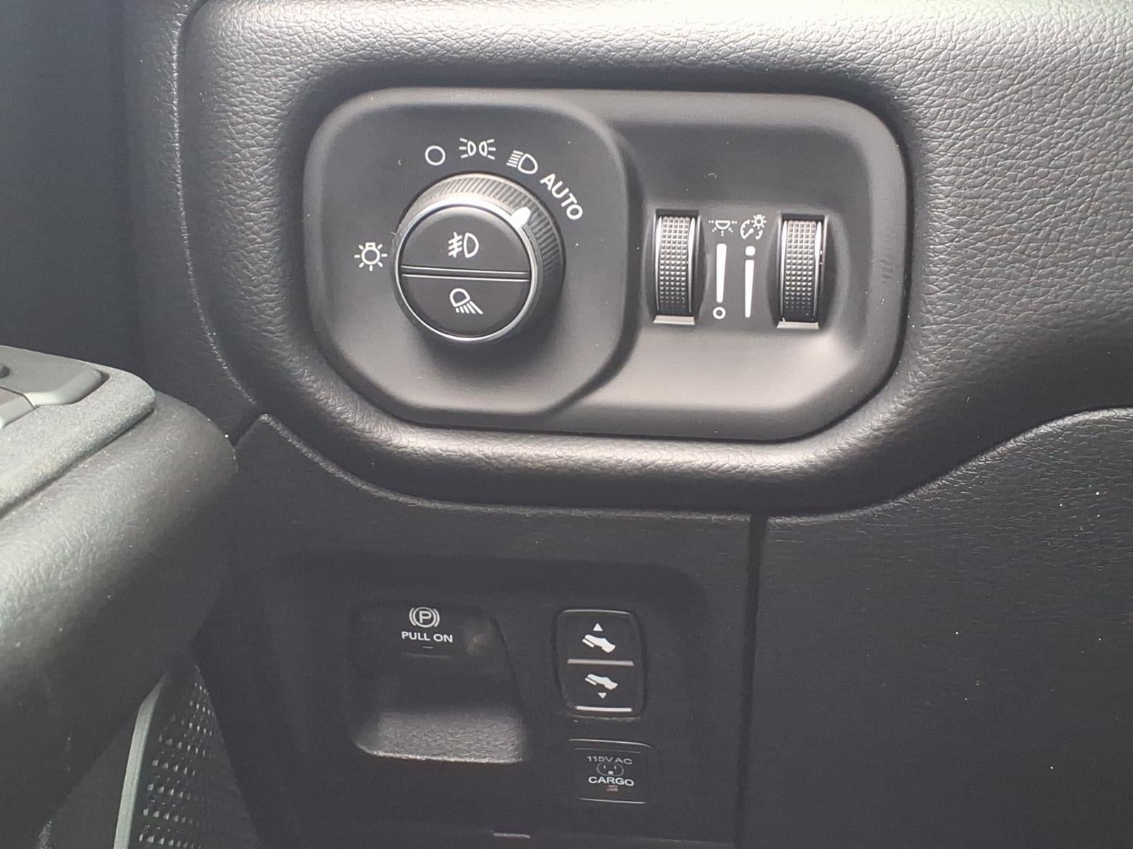 2026 RAM 1500 RAM 1500 BIG HORN CREW CAB 4X4 6'4' BOX