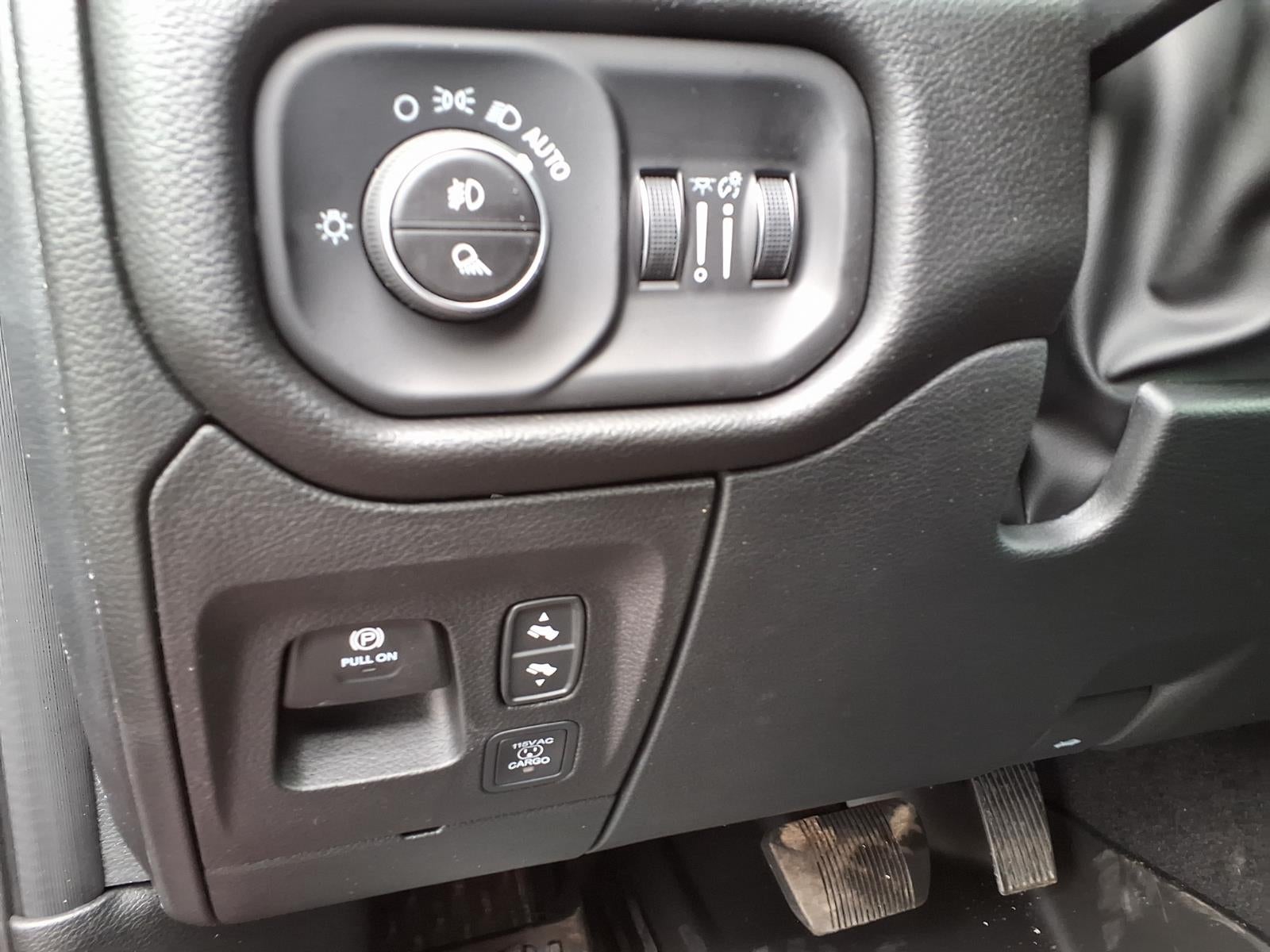 2026 RAM 1500 RAM 1500 BIG HORN CREW CAB 4X4 6'4' BOX