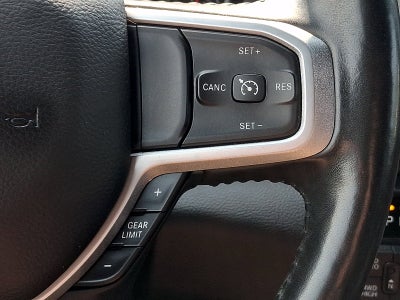 2020 RAM 1500 Big Horn Crew Cab 4x4 6'4' Box