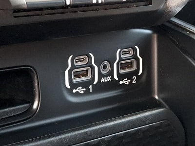 2020 RAM 1500 Big Horn Crew Cab 4x4 6'4' Box