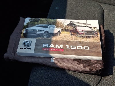 2020 RAM 1500 Big Horn Crew Cab 4x4 6'4' Box
