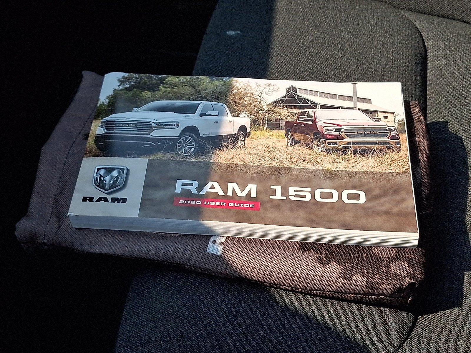 2020 RAM 1500 Big Horn Crew Cab 4x4 6'4' Box