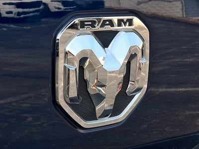 2020 RAM 1500 Big Horn Crew Cab 4x4 6'4' Box