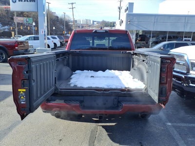 2021 RAM 1500 Limited Crew Cab 4x4 6'4' Box