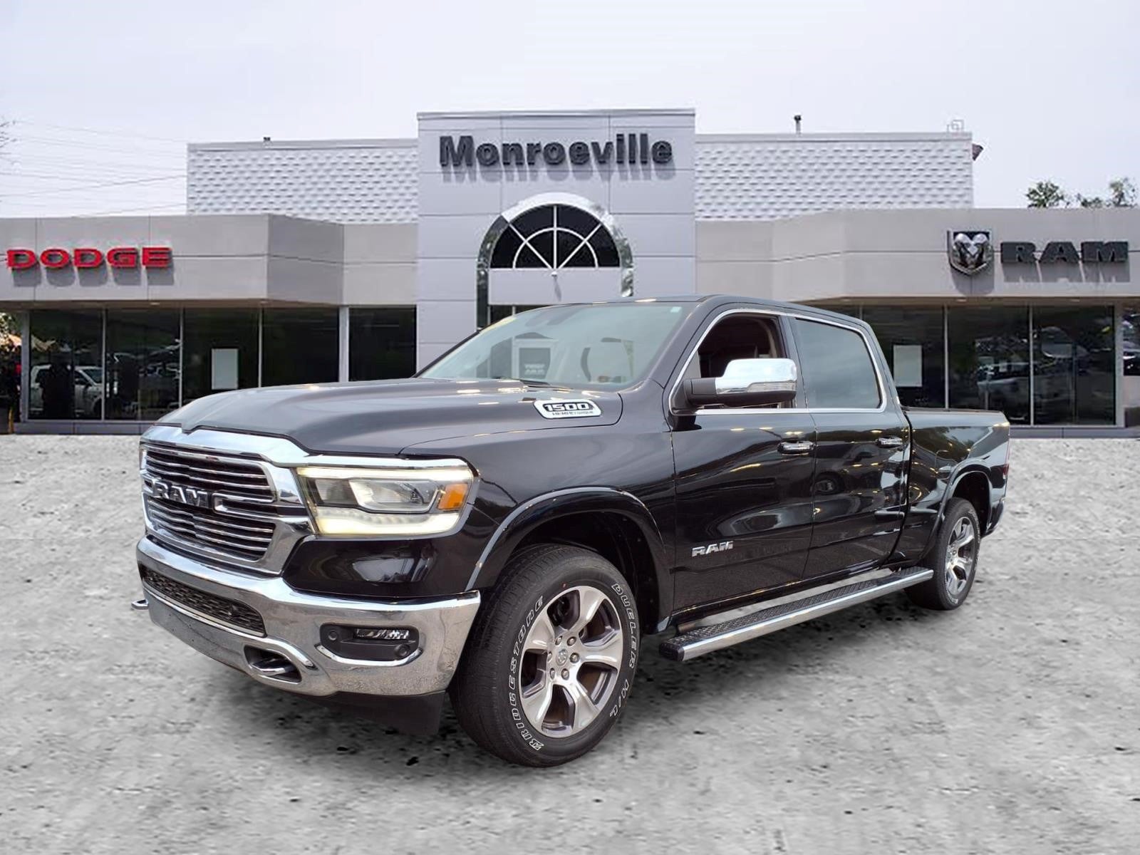 2022 RAM 1500 Laramie 4x4 Crew Cab 6'4's photo