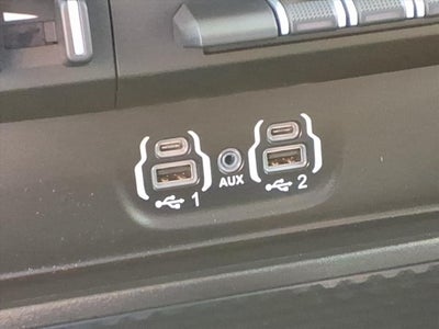 2022 RAM 1500 Laramie Crew Cab 4x4 6'4' Box