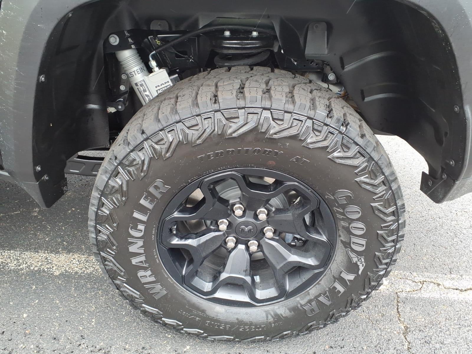 2026 RAM 1500 RAM 1500 RHO CREW CAB 4X4 5'7' BOX