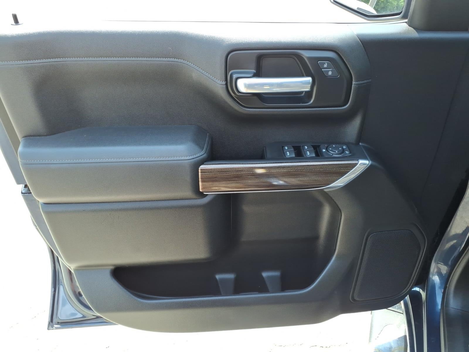 2021 Chevrolet Silverado 1500 4WD Crew Cab Short Bed RST